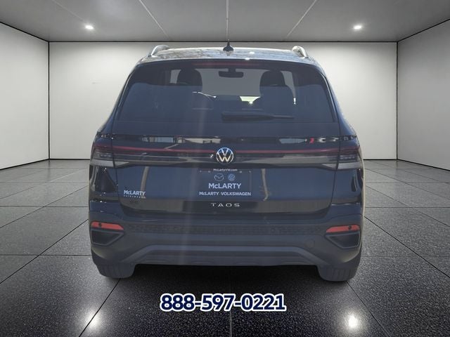 2026 Volkswagen Taos 1.5T SE Black