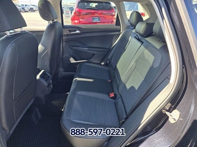 2026 Volkswagen Taos 1.5T SE Black