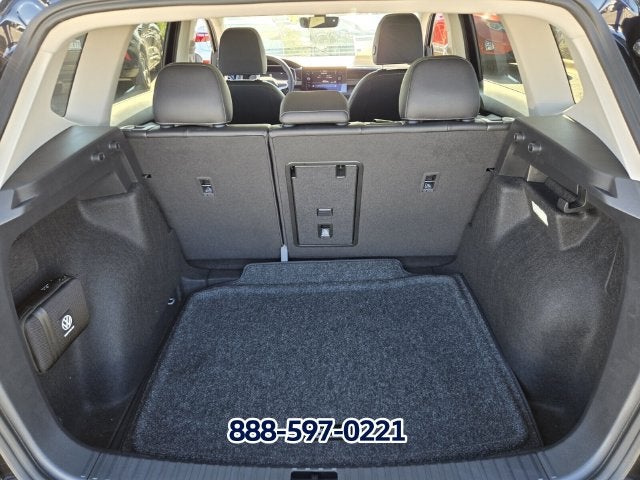2027 Volkswagen Taos 1.5T SE Black