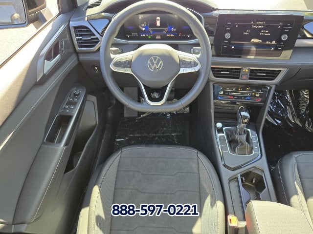 2027 Volkswagen Taos 1.5T SE Black