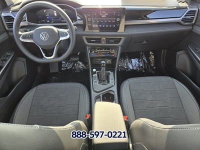2027 Volkswagen Taos 1.5T SE Black