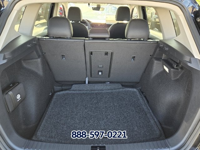 2027 Volkswagen Taos 1.5T SE Black