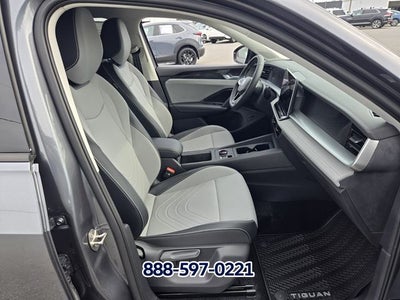 2026 Volkswagen Tiguan 2.0T SE