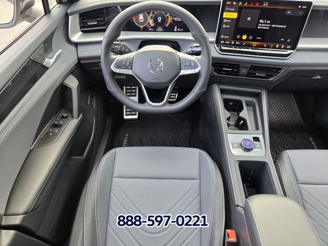 2026 Volkswagen Tiguan 2.0T SE R-Line Black