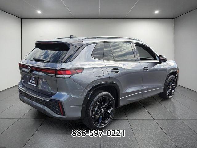 2025 Volkswagen Tiguan 2.0T SE R-Line Black
