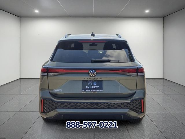 2026 Volkswagen Tiguan 2.0T SE R-Line Black