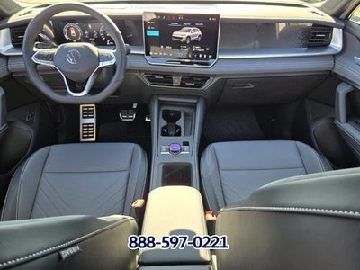 2026 Volkswagen Tiguan SE R-Line Black
