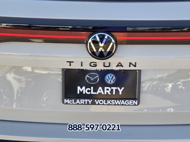 2026 Volkswagen Tiguan SE R-Line Black