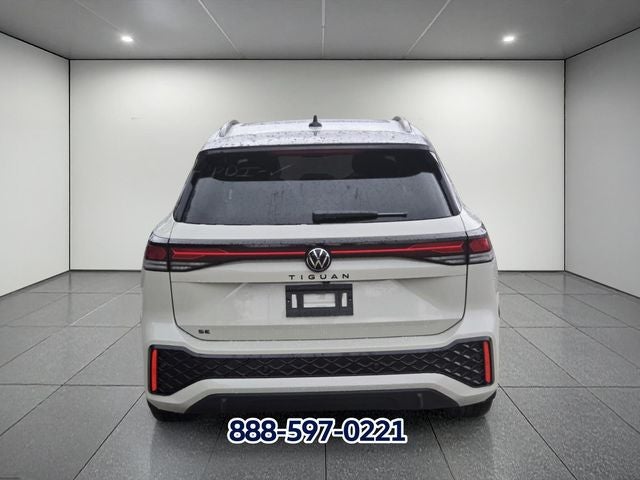 2026 Volkswagen Tiguan SE R-Line Black