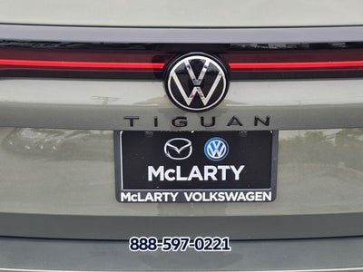 2026 Volkswagen Tiguan 2.0T SE R-Line Black