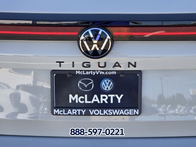 2026 Volkswagen Tiguan SE R-Line Black