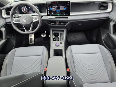 2026 Volkswagen Tiguan 2.0T SE R-Line Black