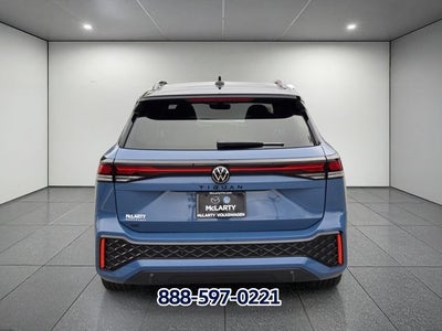 2026 Volkswagen Tiguan 2.0T SE R-Line Black