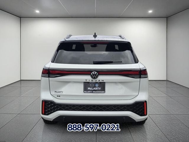 2026 Volkswagen Tiguan 2.0T SE R-Line Black