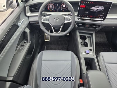 2026 Volkswagen Tiguan 2.0T SE R-Line Black