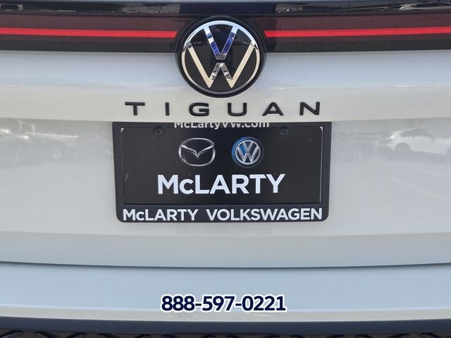 2026 Volkswagen Tiguan 2.0T SE R-Line Black