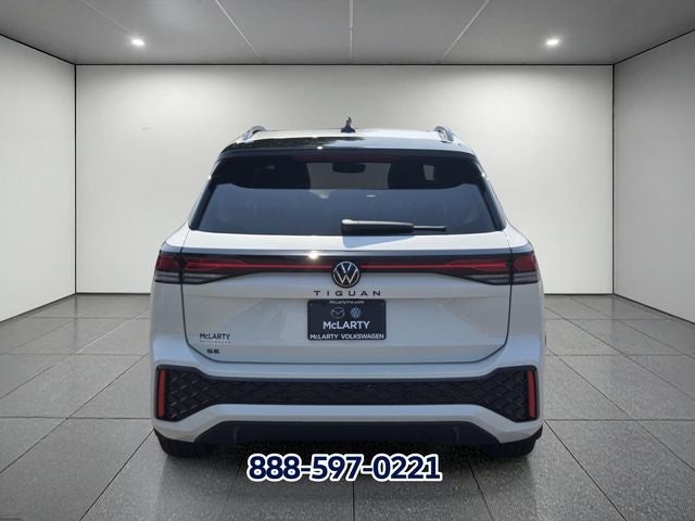 2026 Volkswagen Tiguan 2.0T SE R-Line Black