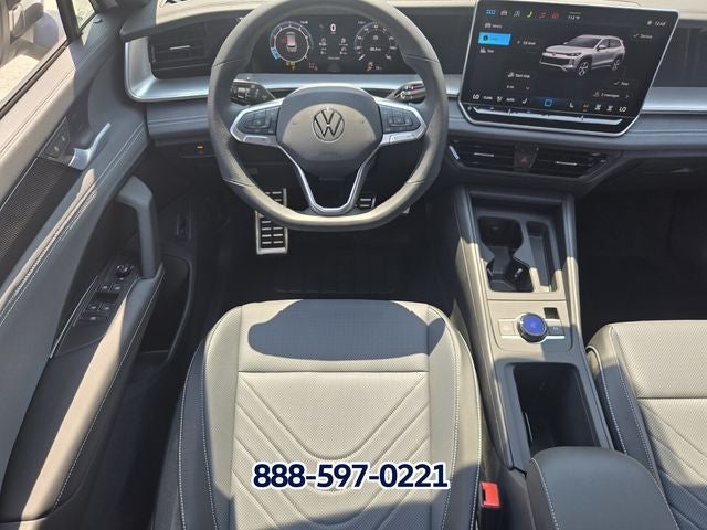 2026 Volkswagen Tiguan 2.0T SE R-Line Black