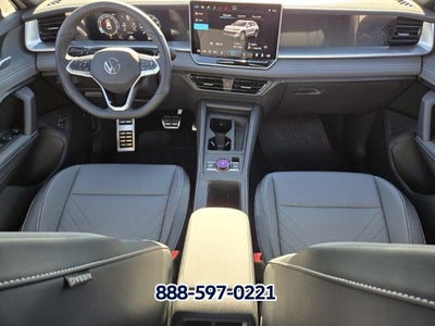 2026 Volkswagen Tiguan SE R-Line Black