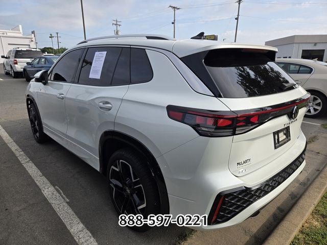 2025 Volkswagen Tiguan 2.0T SEL R-Line