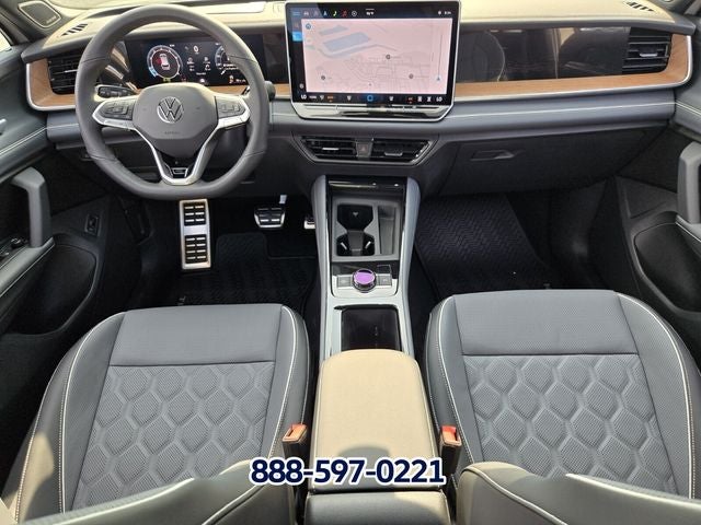 2026 Volkswagen Tiguan 2.0T SEL R-Line