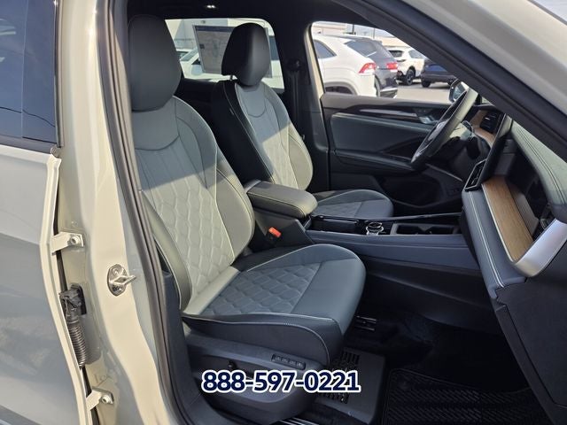 2026 Volkswagen Tiguan 2.0T SEL R-Line