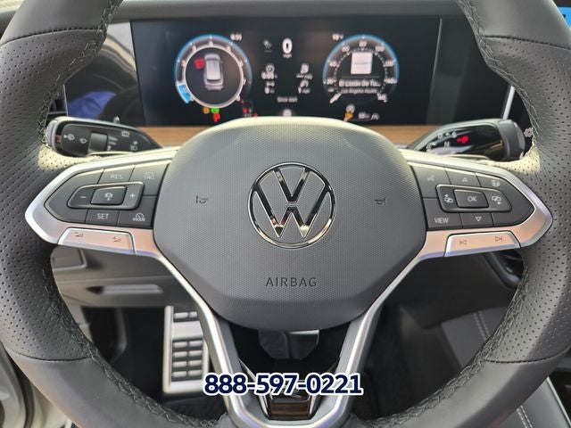2026 Volkswagen Tiguan 2.0T SEL R-Line