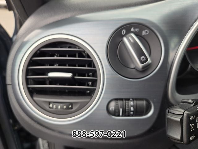 2016 Volkswagen Beetle 1.8T Denim