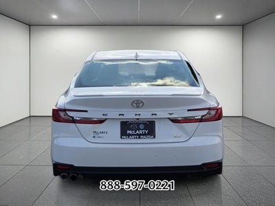 2025 Toyota Camry SE