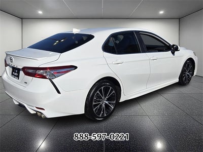 2020 Toyota Camry SE