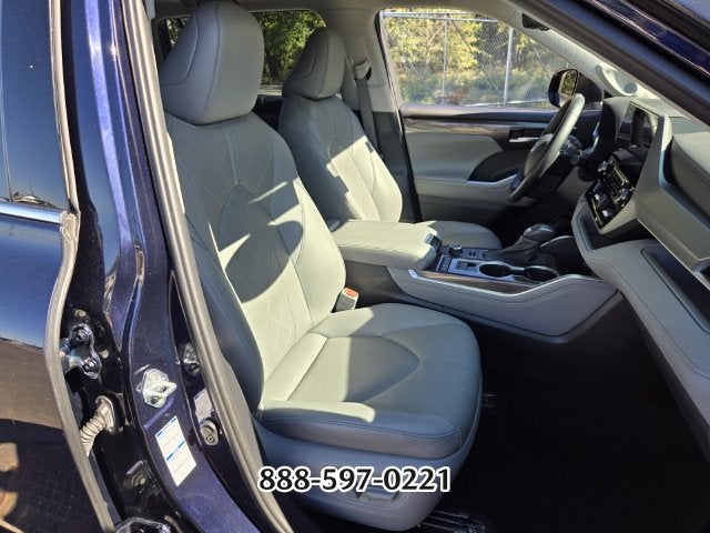 2020 Toyota Highlander Platinum