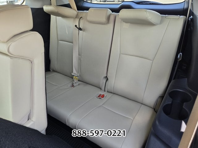 2025 Toyota Highlander Hybrid XLE