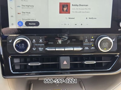 2025 Toyota Highlander Hybrid XLE