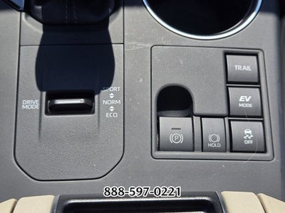 2025 Toyota Highlander Hybrid XLE