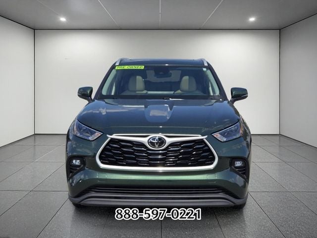 2025 Toyota Highlander Hybrid XLE