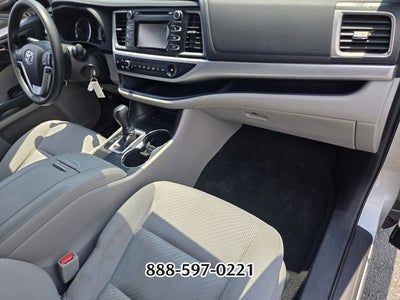 2019 Toyota Highlander LE