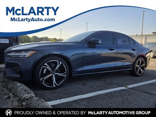 2024 Volvo S60 B5 Plus Dark Theme