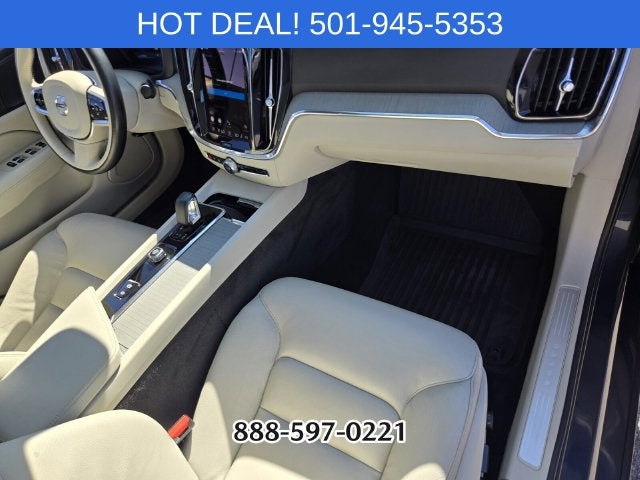 2024 Volvo S60 B5 Plus Dark Theme