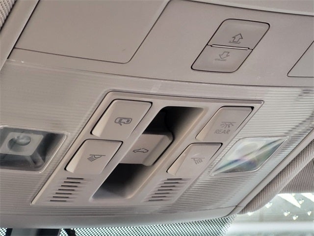 2021 Volkswagen Atlas 3.6L V6 SE w/Technology R-Line