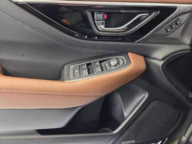 2022 Subaru Outback Touring XT