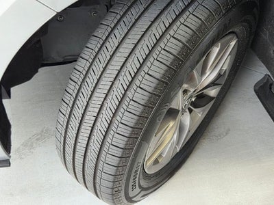 2022 Toyota Sienna XLE 8 Passenger