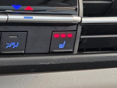 2022 Toyota Sienna XLE 8 Passenger