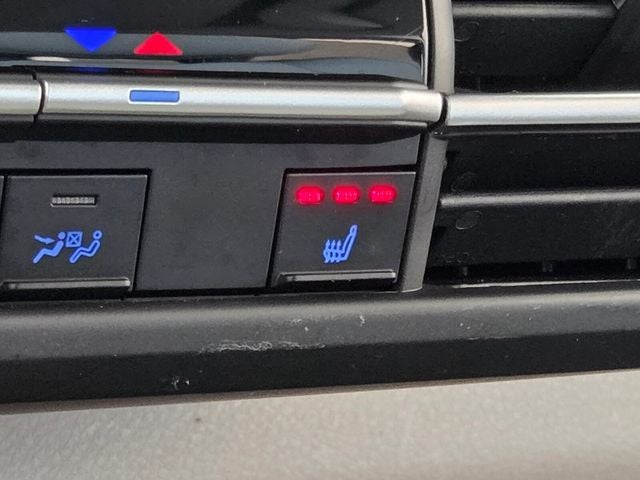 2022 Toyota Sienna XLE 8 Passenger