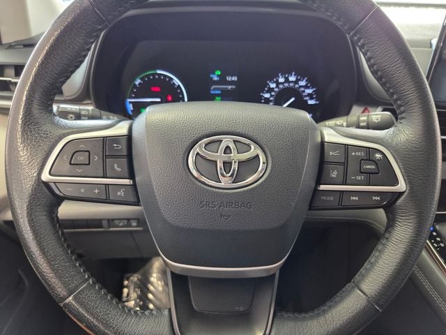 2022 Toyota Sienna XLE 8 Passenger