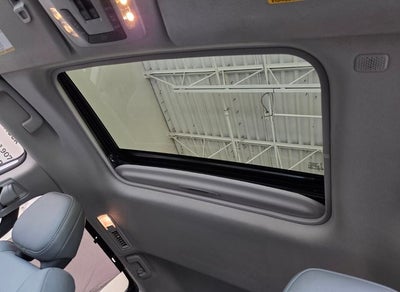 2022 Toyota Sienna XLE 8 Passenger