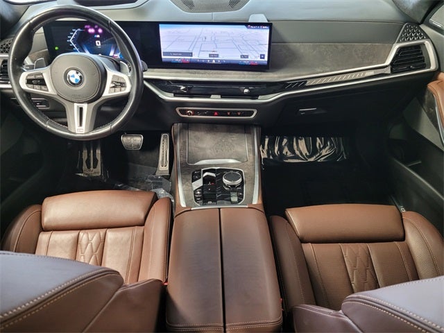 2024 BMW X7 M60i