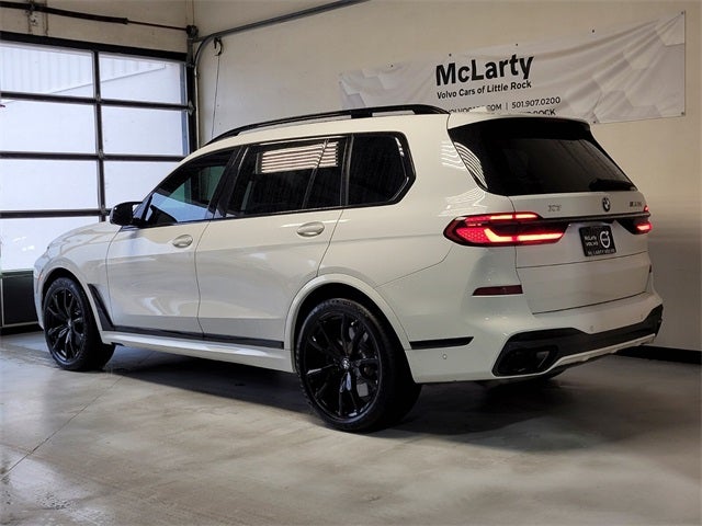 2024 BMW X7 M60i
