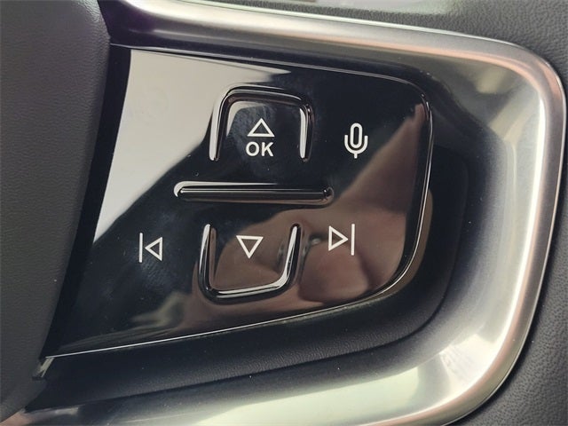 2025 Volvo EX90 Twin Motor Performance Ultra 6-Seater