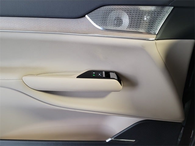 2025 Volvo EX90 Twin Motor Performance Ultra 6-Seater