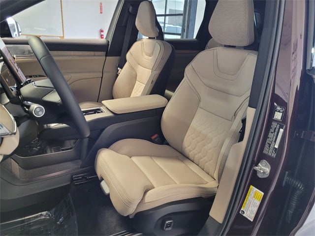 2025 Volvo EX90 Twin Motor Performance Ultra 6-Seater